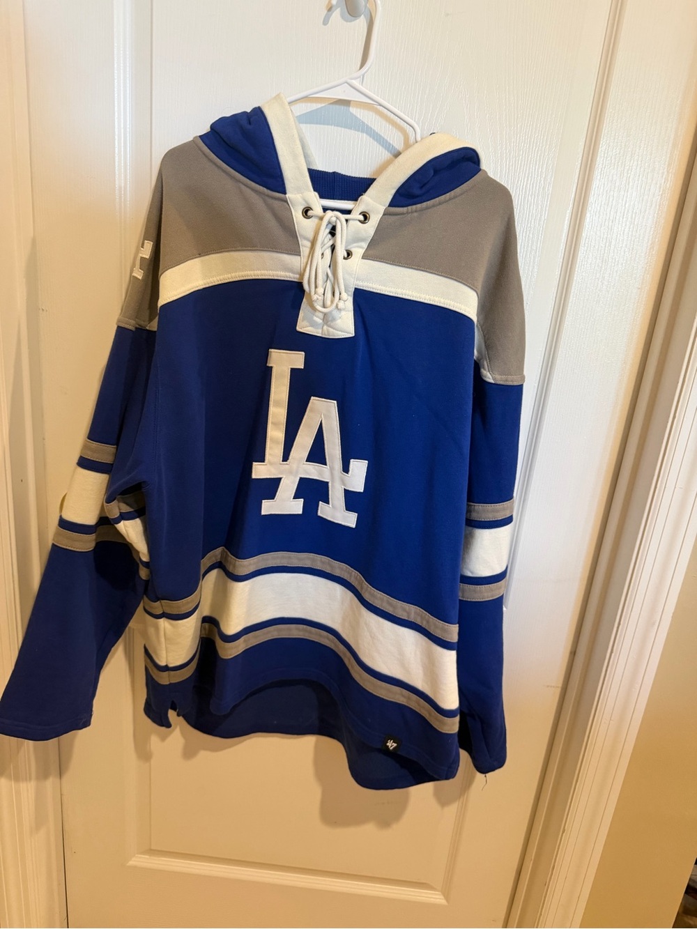 '47 LA Dodgers Cream and Royal Blue Lace-Up Pullover Hoodie